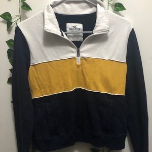 HOLLISTER QUARTER ZIP SWEATSHIRT